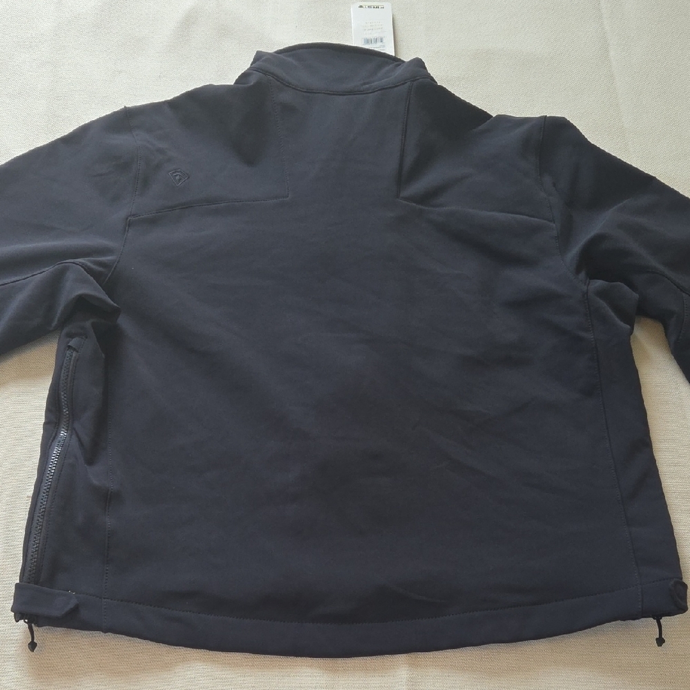 First Tactical Men's Performance Soft Shell Short Jacket Midnight Navy Size XL - Picture 9 of 15
